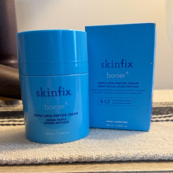 Skin Barrier+ Triple Lipid-Peptide Cream - Vibrant Blue